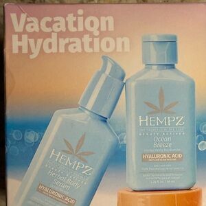 Hempz Vacation Hydration Travel Set. NWT. Sealed Never Opened.